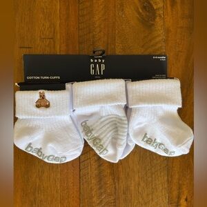 NWT GAP 6 Pack White Fold Over Baby Socks